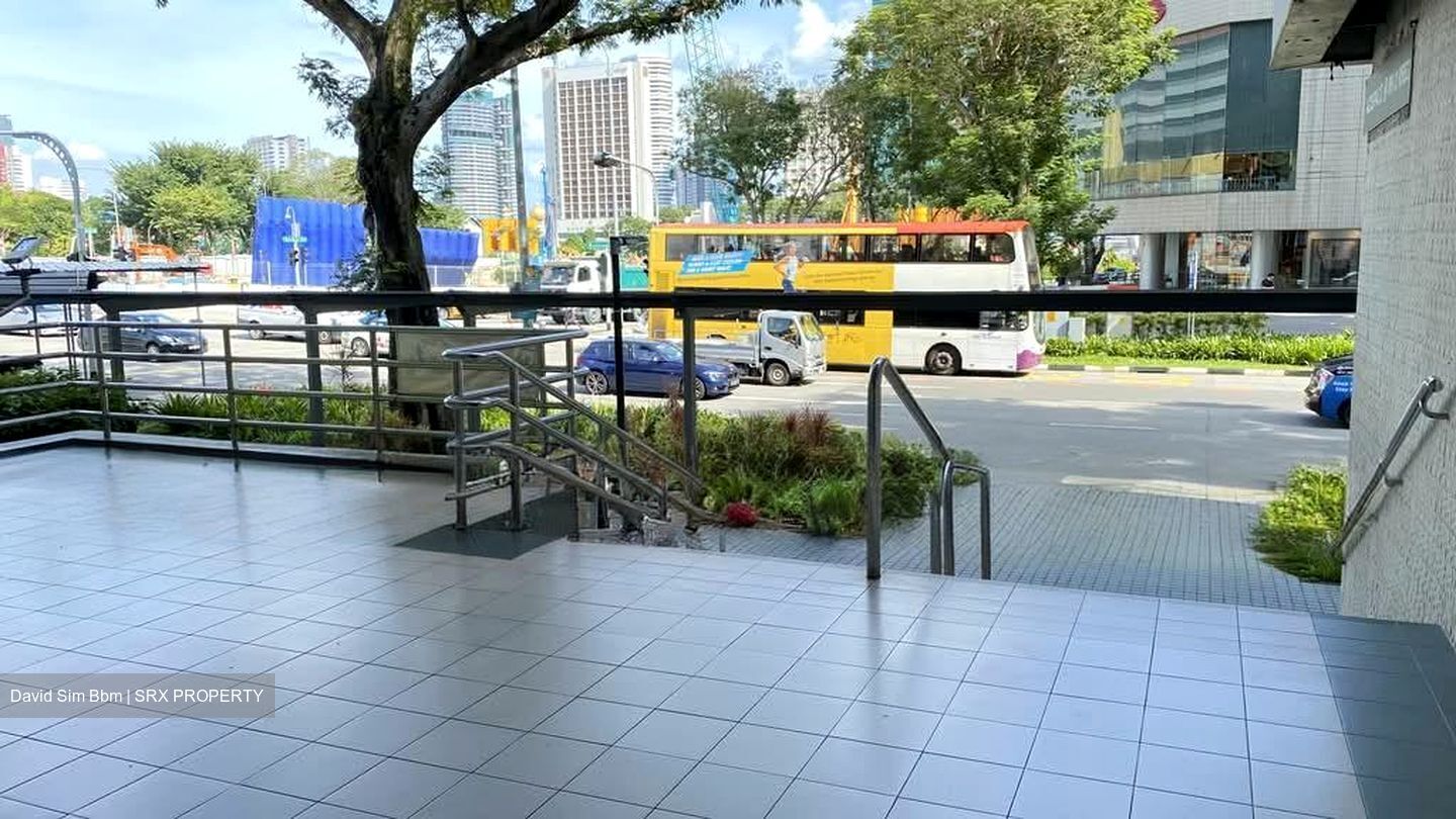 Sim Lim Square (D7), Shop House #570013241